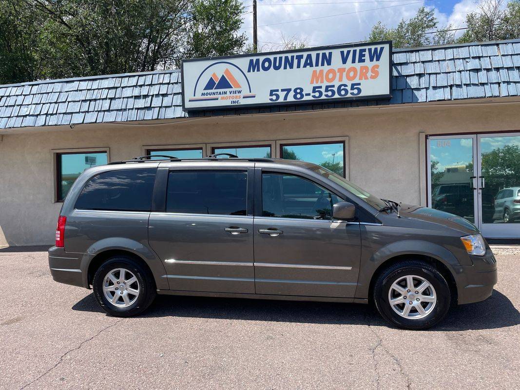 2010 Chrysler Town & Country Touring — Minivan — 122,784 mi — Colorado Springs, CO