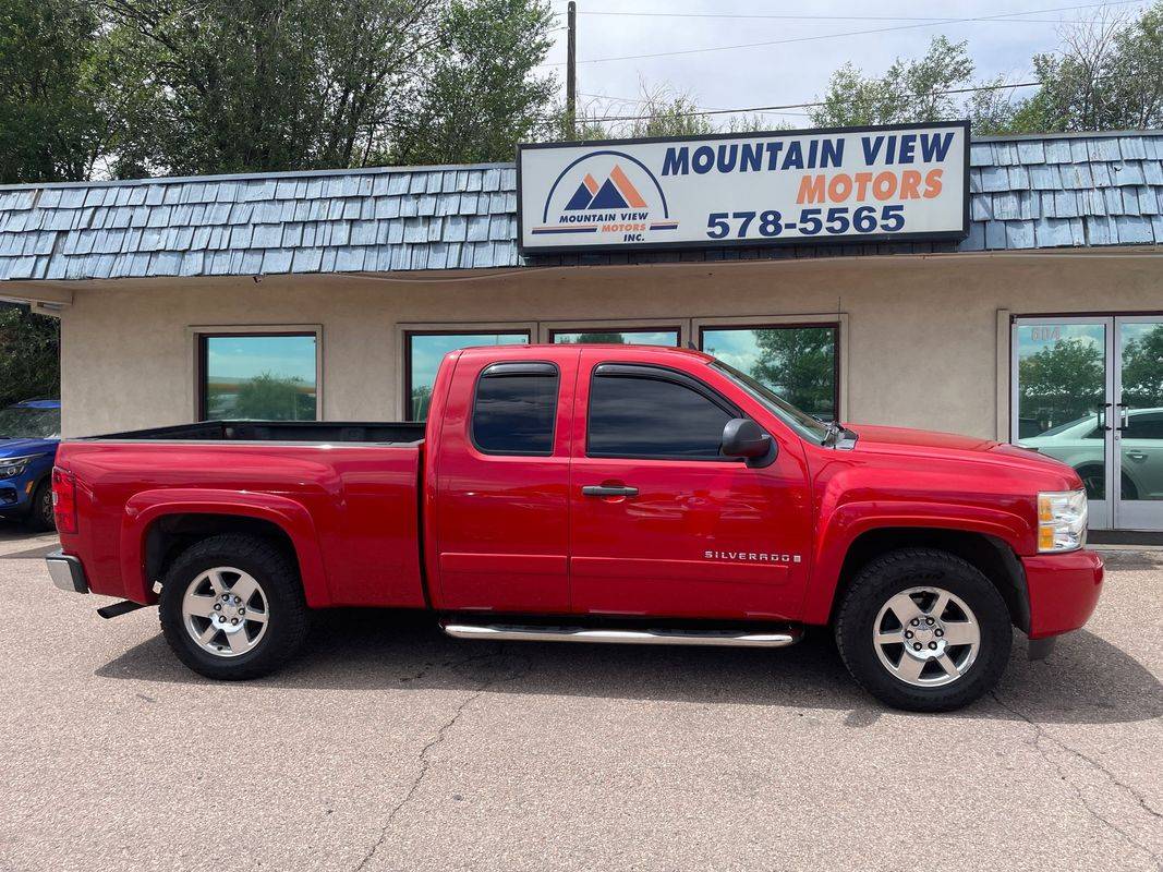 2008 Chevrolet Silverado 1500 LS — Pickup Truck — 119,422 mi — Colorado Springs, CO