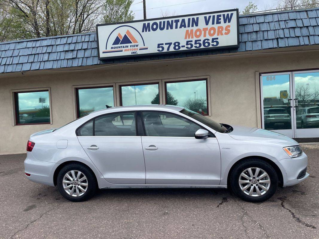 2013 Volkswagen Jetta Hybrid SE — Sedan — 68,636 mi — Colorado Springs, CO