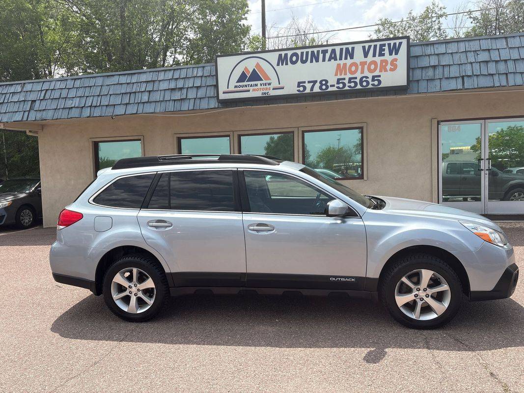 2013 Subaru Outback 2.5i Limited — SUV — 157,861 mi — Colorado Springs, CO