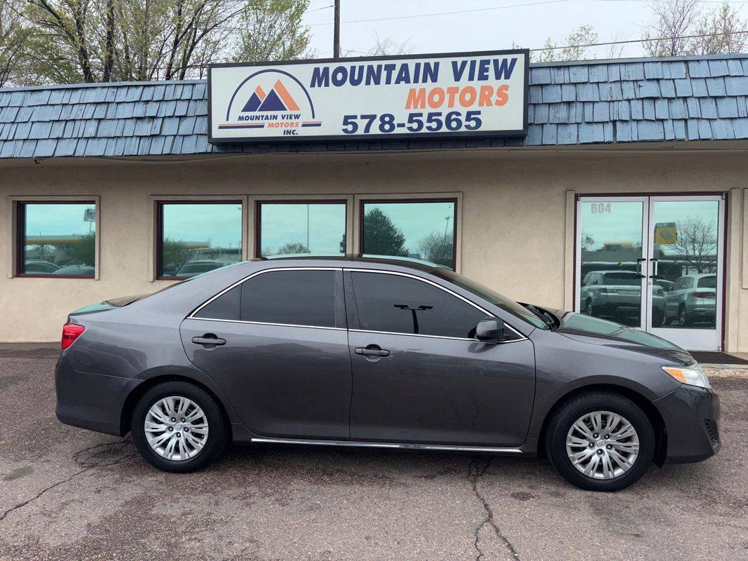 2013 Toyota Camry LE — Sedan — 100,700 mi — Colorado Springs, CO