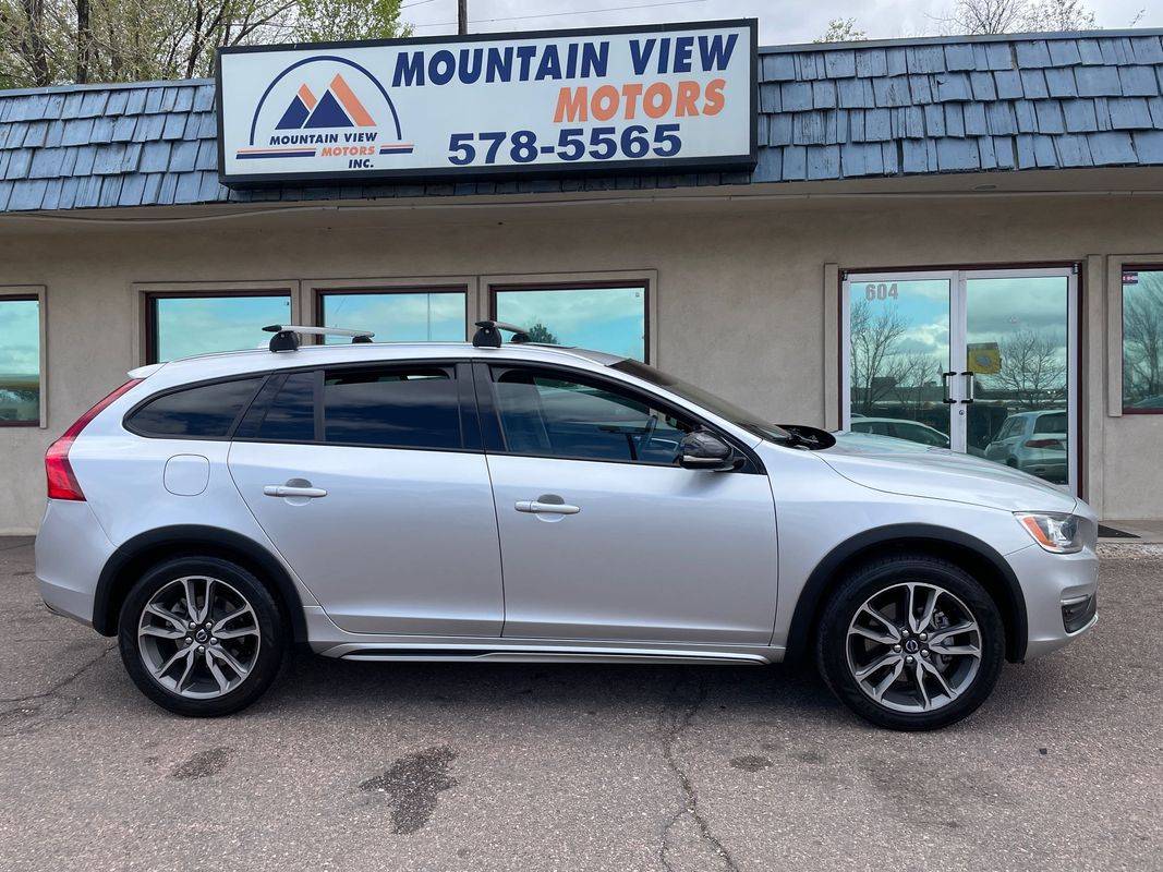 2016 Volvo V60 Cross Country T5 — Wagon — 100,808 mi — Colorado Springs, CO