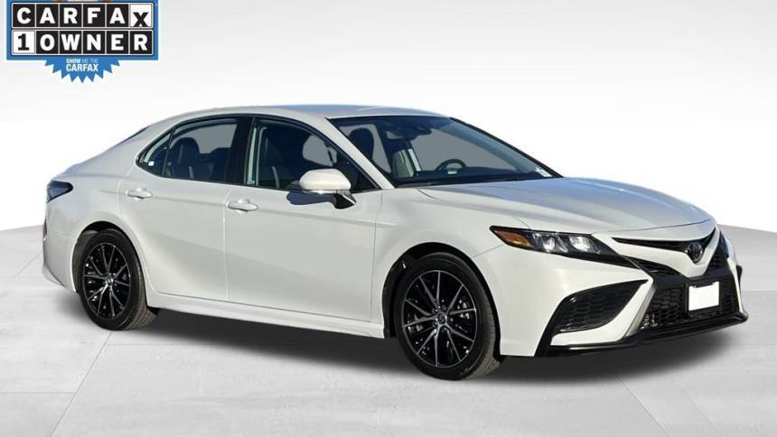 2022 Toyota Camry SE — Sedan — 65,433 mi — Lancaster, CA