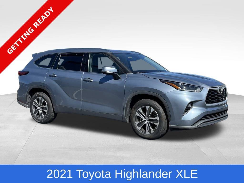 2021 Toyota Highlander XLE — SUV — 63,958 mi — Lancaster, CA