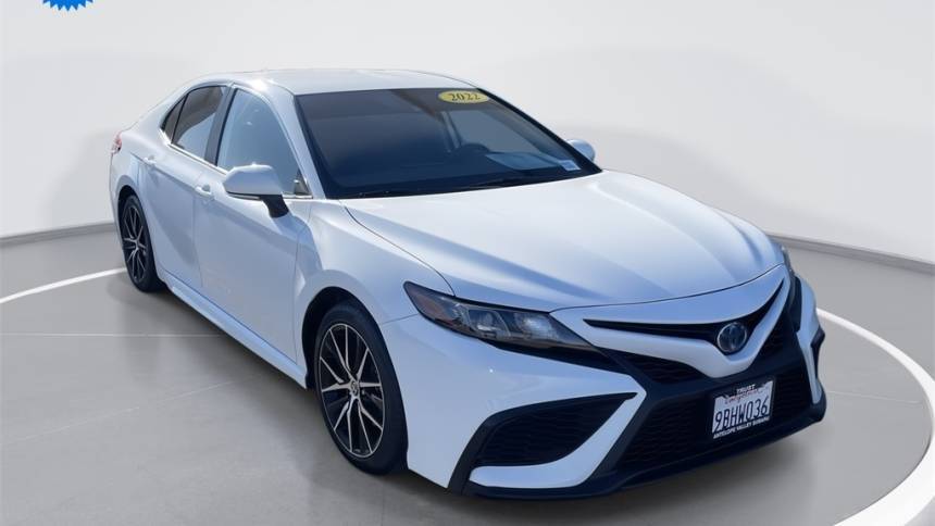2022 Toyota Camry Hybrid SE — Sedan — 35,681 mi — Lancaster, CA