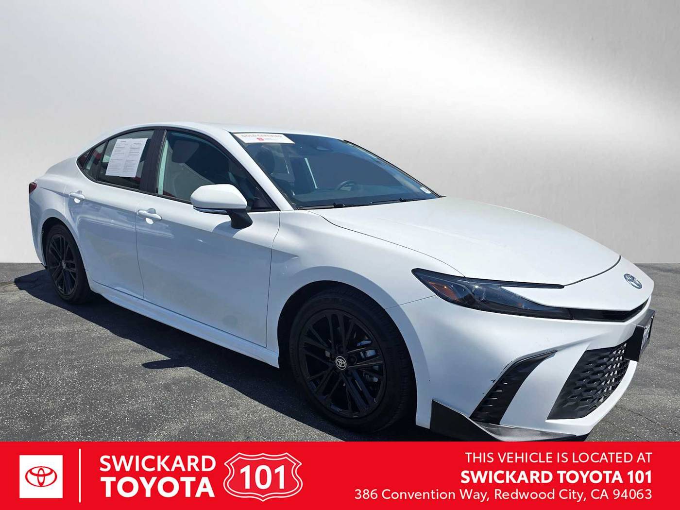 2025 Toyota Camry SE — Sedan — 5,004 mi — Redwood City, CA