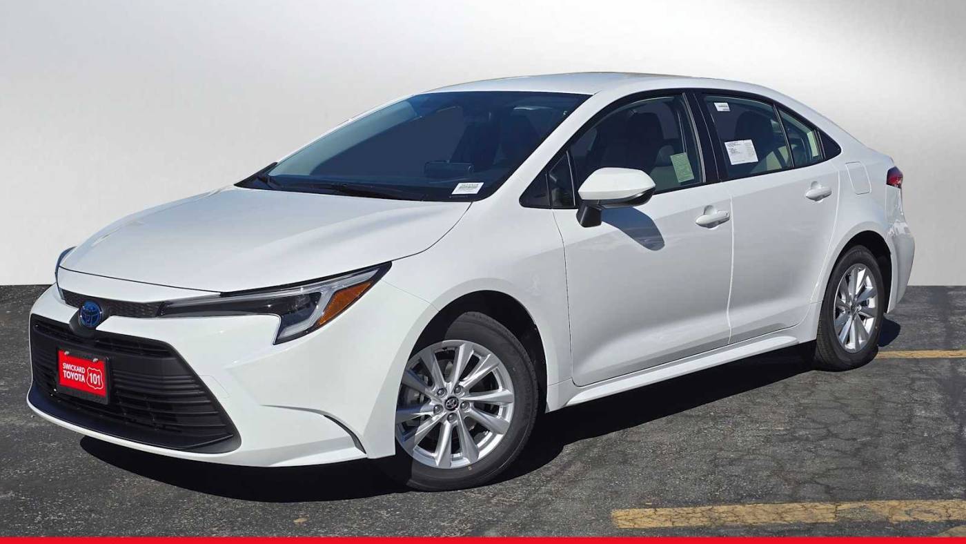 2025 Toyota Corolla Hybrid LE — Sedan — 2,919 mi — Redwood City, CA