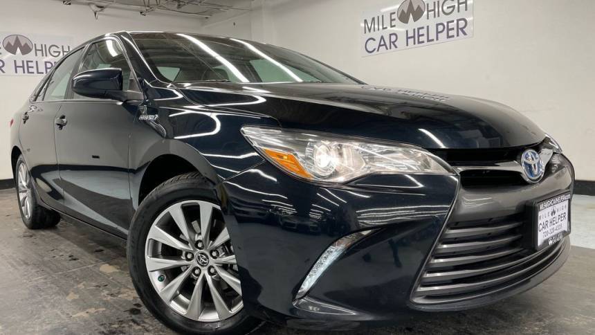 2016 Toyota Camry Hybrid XLE — Sedan — 83,596 mi — Denver, CO