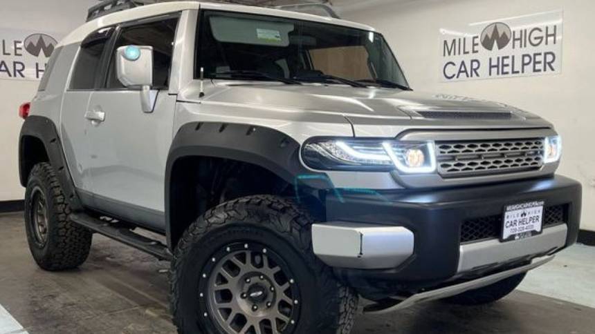 2007 Toyota FJ Cruiser Base — SUV — 287,456 mi — Denver, CO