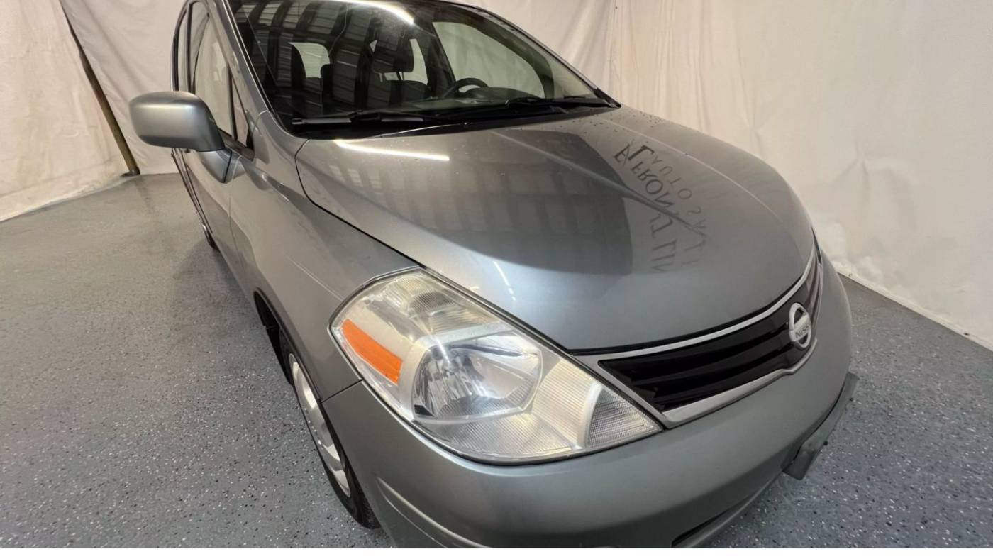 2010 Nissan Versa 1.8 S — Hatchback — 129,226 mi — Corinth, MS