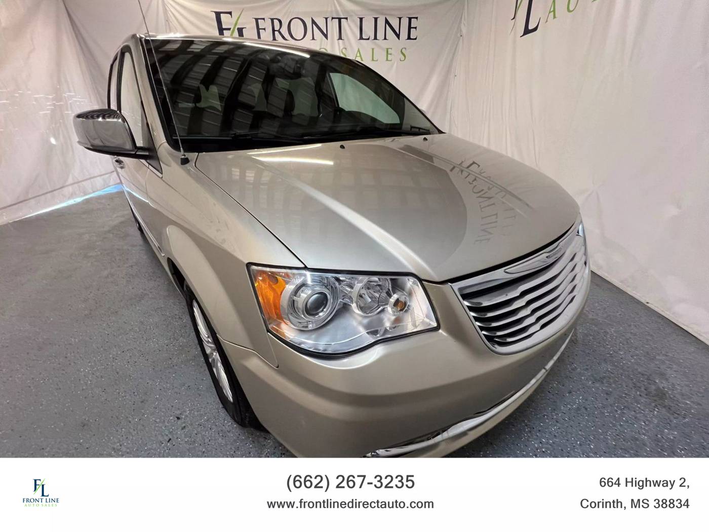 2014 Chrysler Town & Country Limited — Minivan — 118,795 mi — Corinth, MS