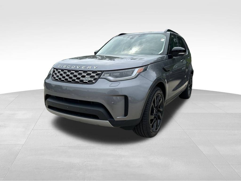 2024 Land Rover Discovery P300 S