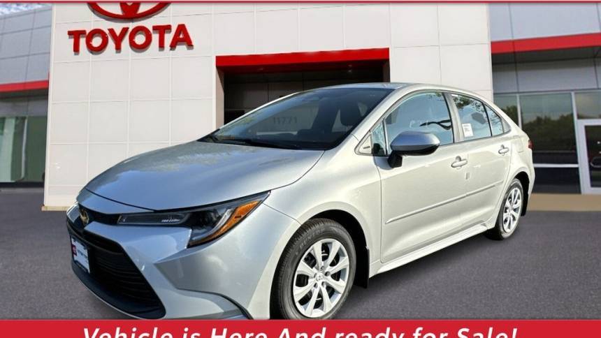 2025 Toyota Corolla LE — Sedan — 24,432 mi — St. Louis, MO