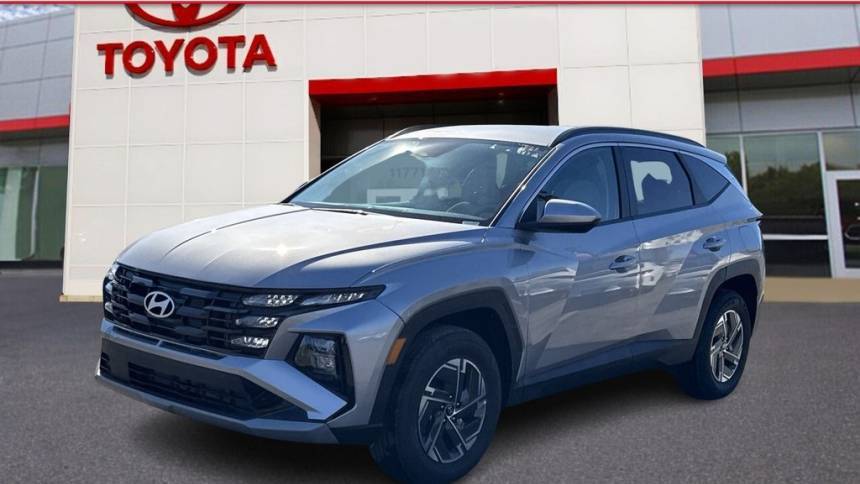 2025 Hyundai Tucson Hybrid Blue — SUV — 1,345 mi — St. Louis, MO