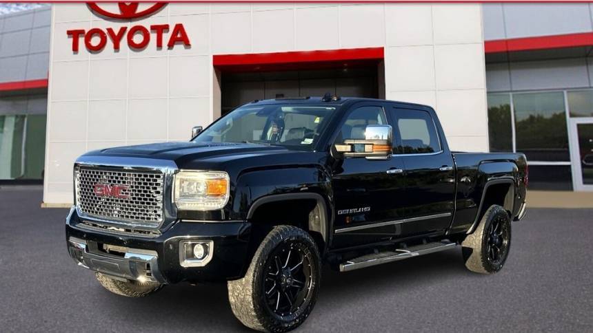 2016 GMC Sierra 2500HD Denali — Pickup Truck — 102,155 mi — St. Louis, MO