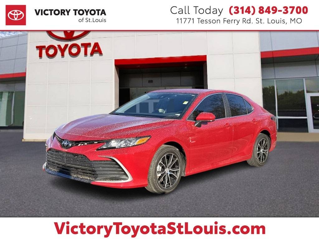 2024 Toyota Camry LE — Sedan — 15,141 mi — St. Louis, MO
