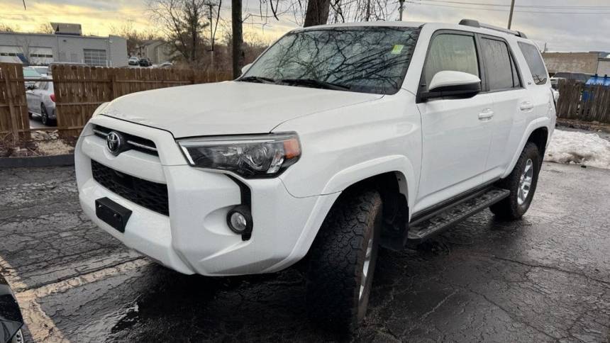 2020 Toyota 4Runner SR5 — SUV — 37,183 mi — St. Louis, MO