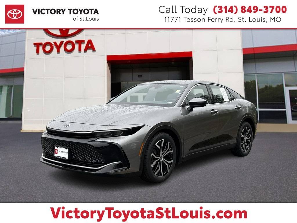 2023 Toyota Crown XLE — Sedan — 18,120 mi — St. Louis, MO
