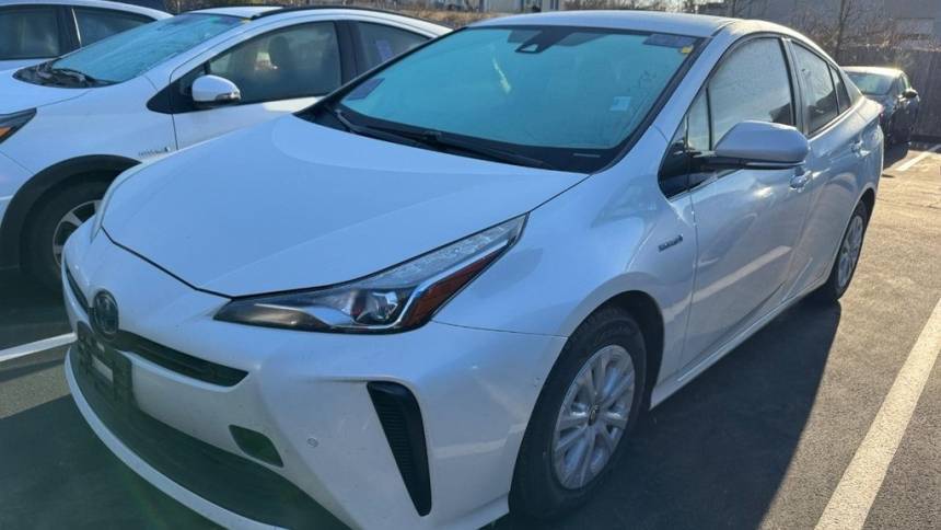 2019 Toyota Prius LE — Hatchback — 77,269 mi — St. Louis, MO