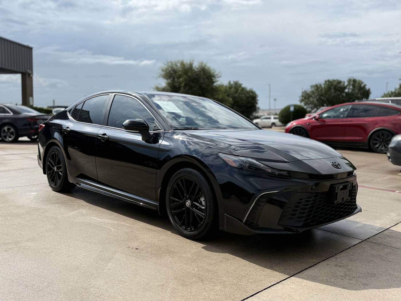 2025 Toyota Camry SE — Sedan — 141 mi — Plano, TX