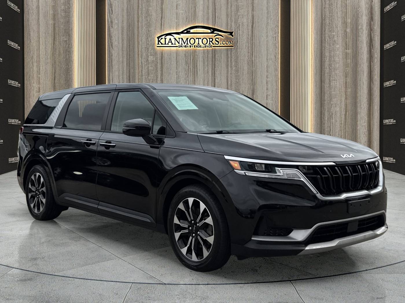 2022 Kia Carnival EX — Minivan — 38,443 mi — Plano, TX