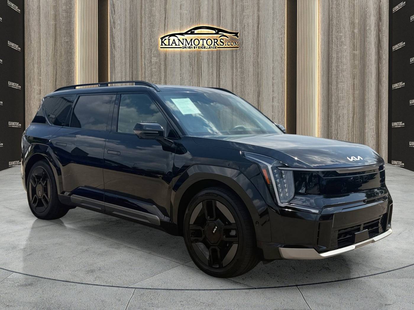 2024 Kia EV9 GT-Line — SUV — 30,611 mi — Plano, TX