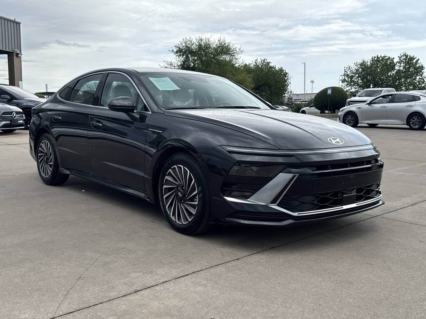 2025 Hyundai Sonata Hybrid SEL — Sedan — 6,129 mi — Plano, TX