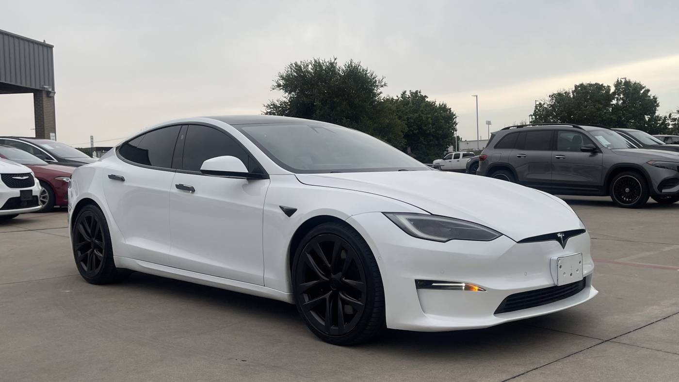 2022 Tesla Model S Base