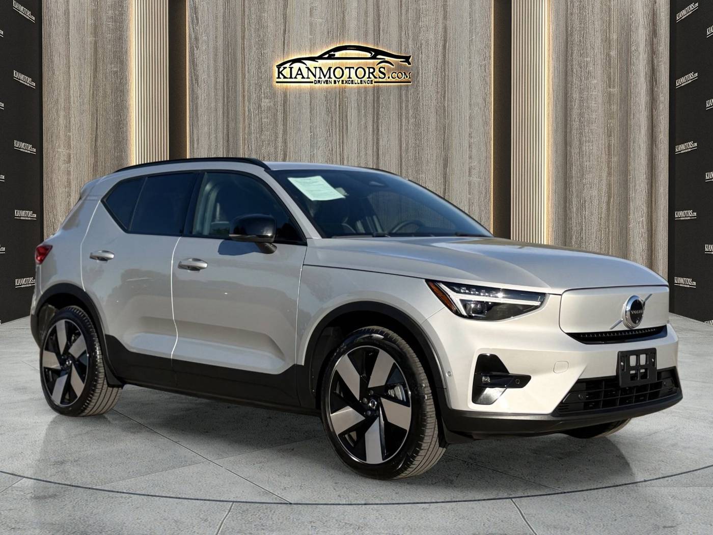 2024 Volvo XC40 Recharge Plus — SUV — 5,373 mi — Plano, TX