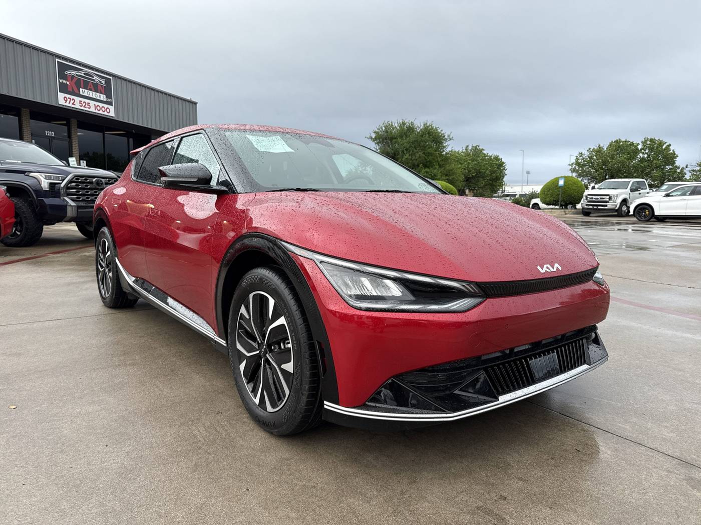 2024 Kia EV6 Wind — SUV — 12,717 mi — Plano, TX