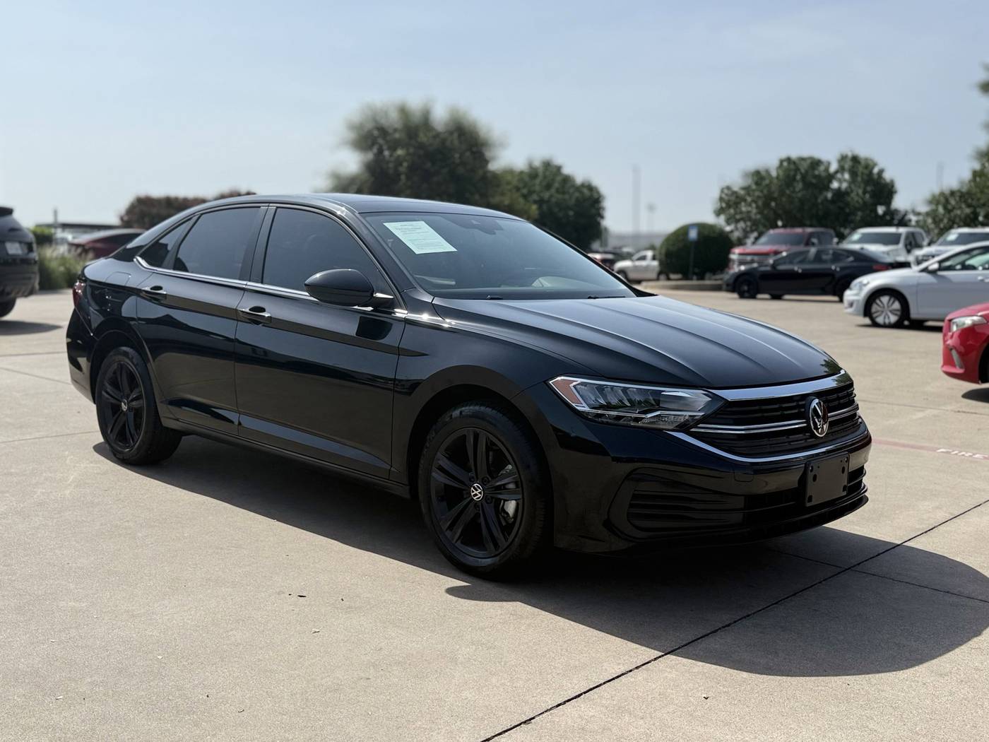 2024 Volkswagen Jetta SE — Sedan — 14,761 mi — Plano, TX