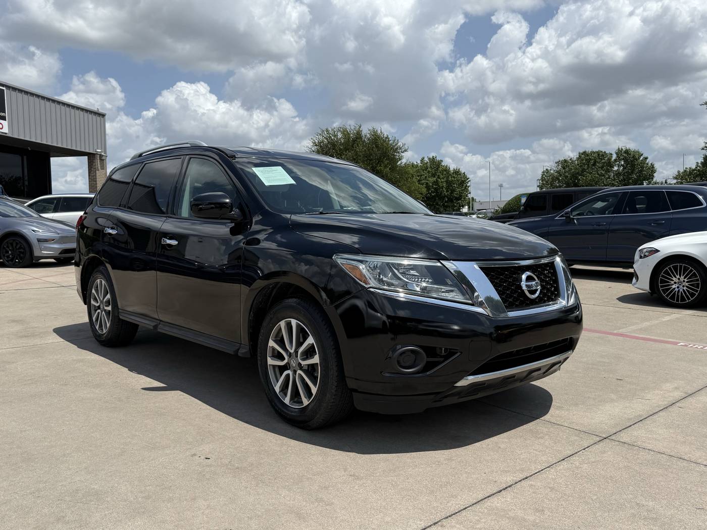 2014 Nissan Pathfinder SV — SUV — 146,296 mi — Plano, TX