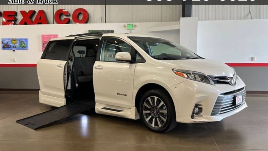 2019 Toyota Sienna Limited — Minivan — 6,947 mi — Longmont, CO