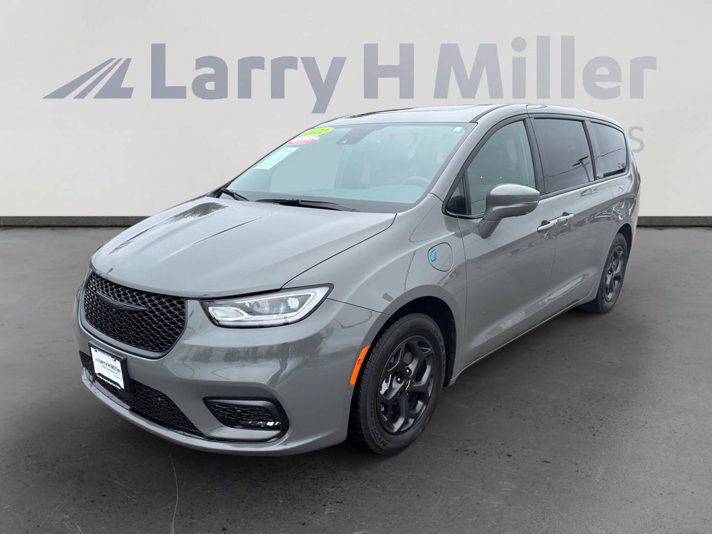 2022 Chrysler Pacifica Hybrid Limited — Minivan — 17,909 mi — Boise, ID