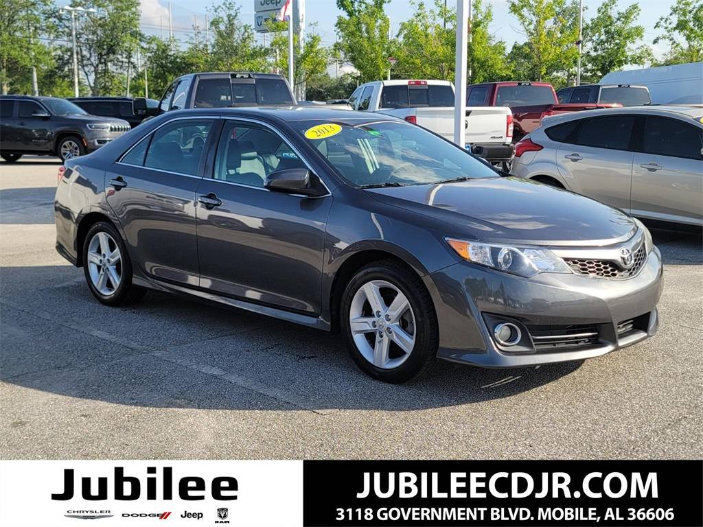 2013 Toyota Camry L — Sedan — 136,842 mi — Mobile, AL