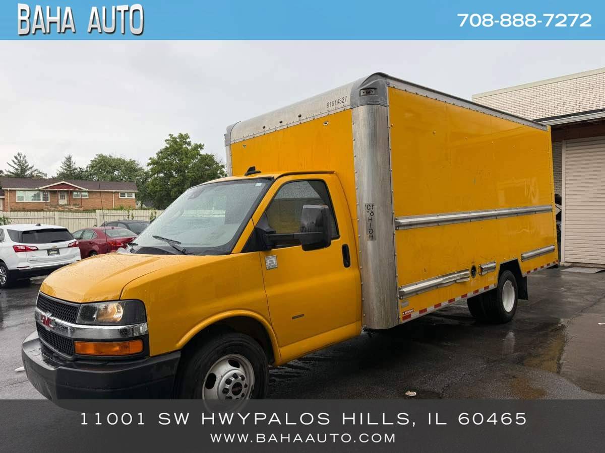 2019 GMC Savana Commercial Cutaway 3500 — Chassis Cab Truck — 117,875 mi — Palos Hills, IL