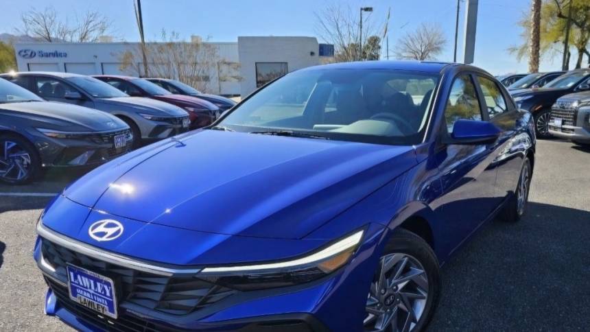 2024 Hyundai Elantra SEL — Sedan — 40 mi — Sierra Vista, AZ