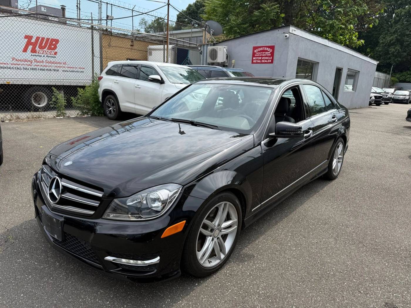 2014 Mercedes-Benz C-Class C 300 — Sedan — 107,203 mi — Queens, NY