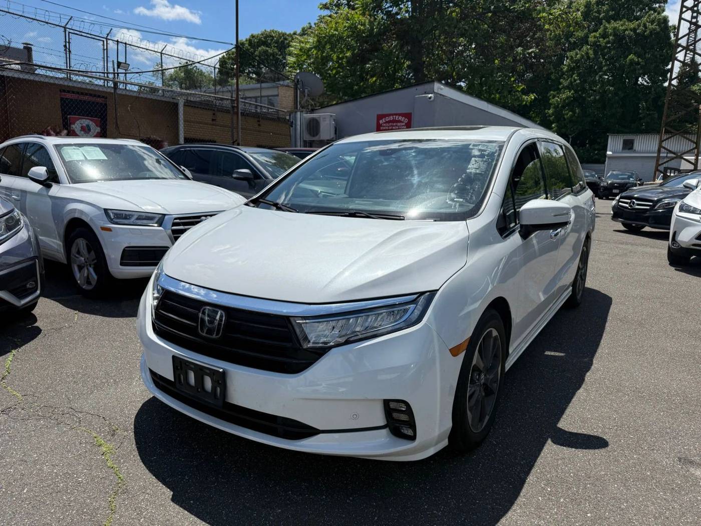 2022 Honda Odyssey Elite — Minivan — 124,340 mi — Queens, NY