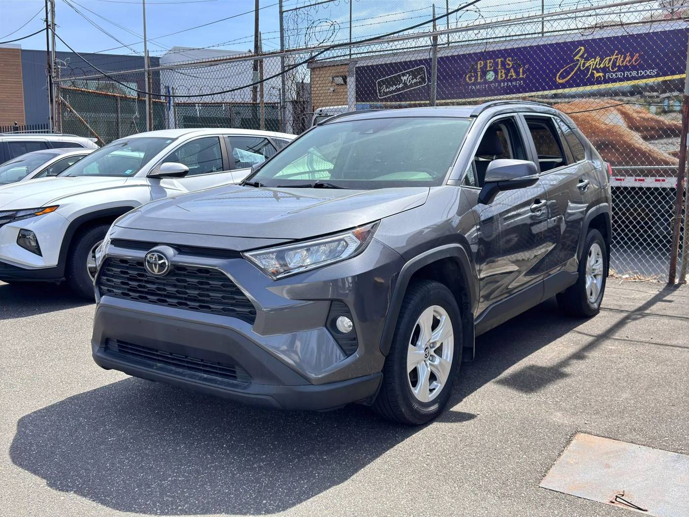 2020 Toyota RAV4 XLE — SUV — 118,725 mi — Queens, NY