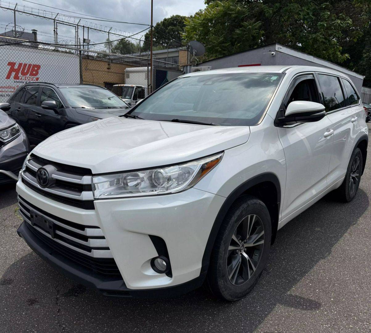 2018 Toyota Highlander LE Plus — SUV — 107,189 mi — Queens, NY