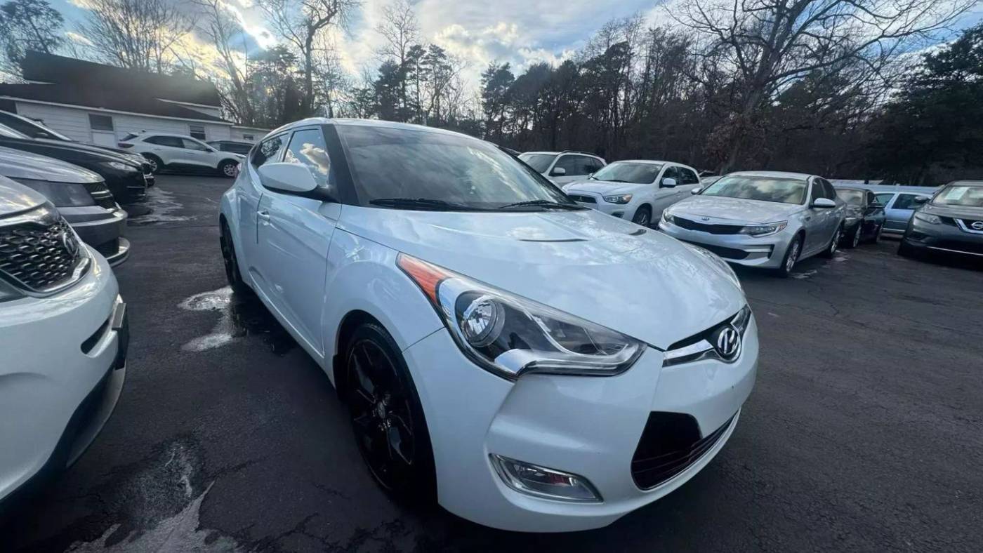 2013 Hyundai Veloster Base — Hatchback — 112,722 mi — Berlin, NJ