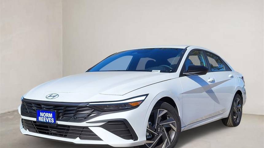 2025 Hyundai Elantra SEL Sport — Sedan — 321 mi — Irving, TX