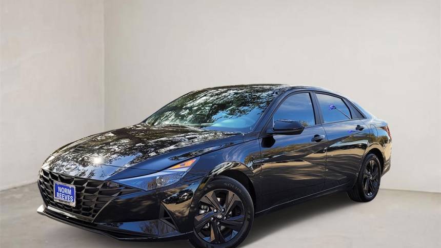 2023 Hyundai Elantra Hybrid Blue — Sedan — 19,226 mi — Irving, TX