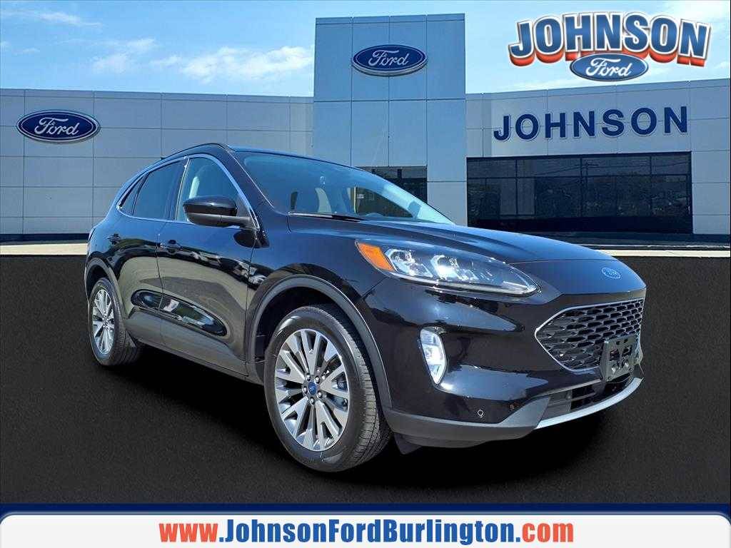 2022 Ford Escape Titanium — SUV — 26,539 mi — Burlington, NJ