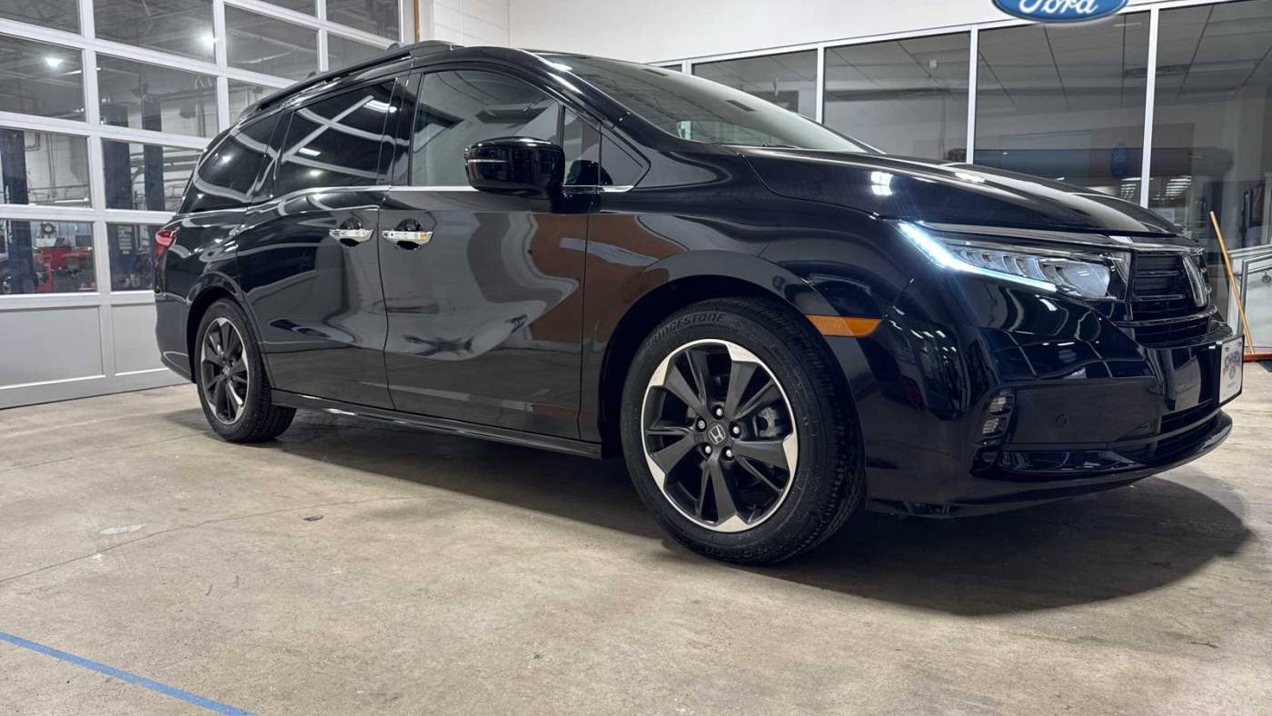 2023 Honda Odyssey Elite — Minivan — 8,982 mi — Burlington, NJ