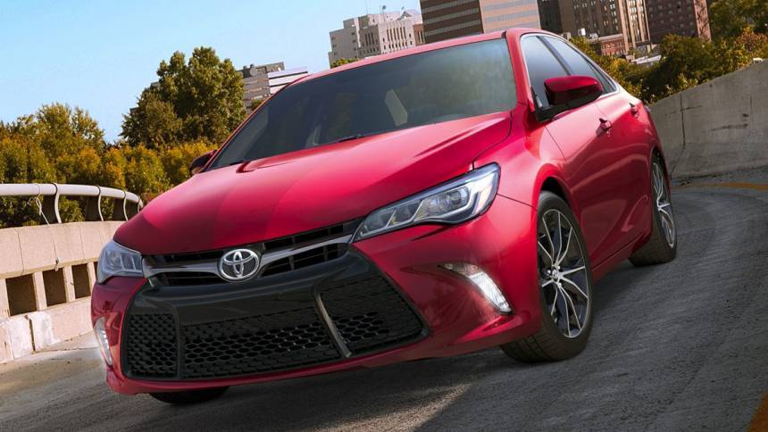 2016 Toyota Camry SE