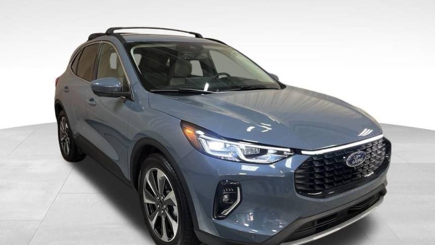 2023 Ford Escape Platinum — SUV — 15,711 mi — Wickliffe, OH