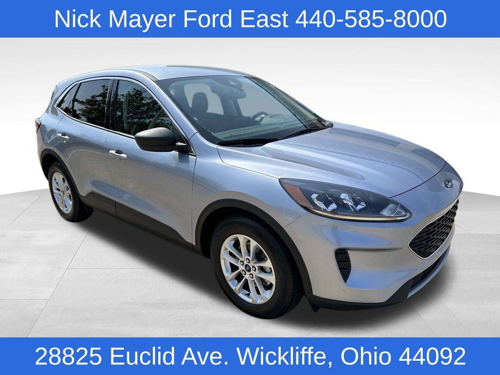 2022 Ford Escape SE — SUV — 1,384 mi — Wickliffe, OH
