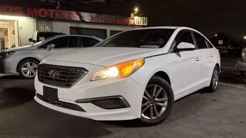 2016 Hyundai Sonata SE — Sedan — 70,976 mi — Fontana, CA
